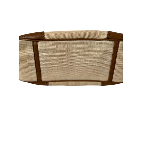 Prada Canada Shoulder Bag - Picture 7 of 8